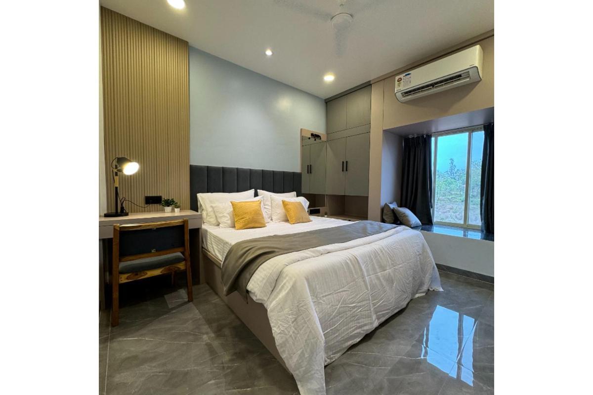 Hotel Sadhana Executive Dāpoli Exteriér fotografie