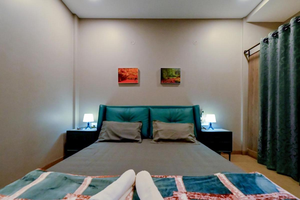 Hotel Sadhana Executive Dāpoli Exteriér fotografie