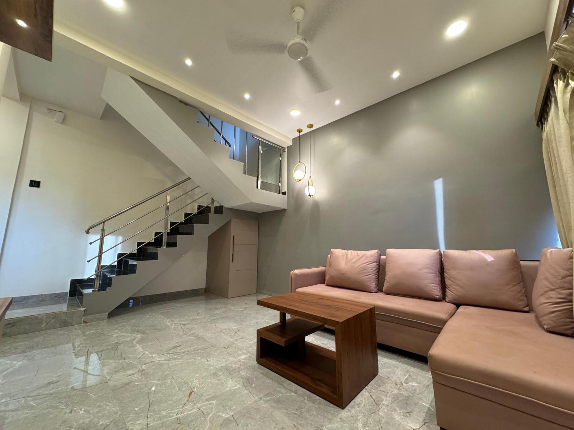 Hotel Sadhana Executive Dāpoli Exteriér fotografie